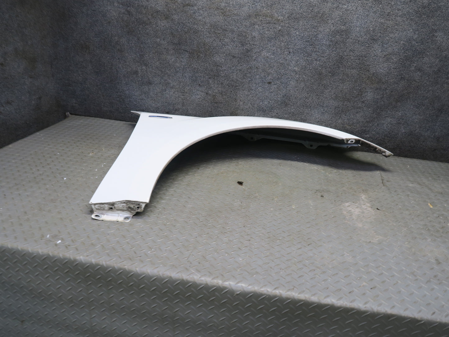 07-11 Mercedes W164 ML350 Front Right Fender Shell Panel Cover White OEM