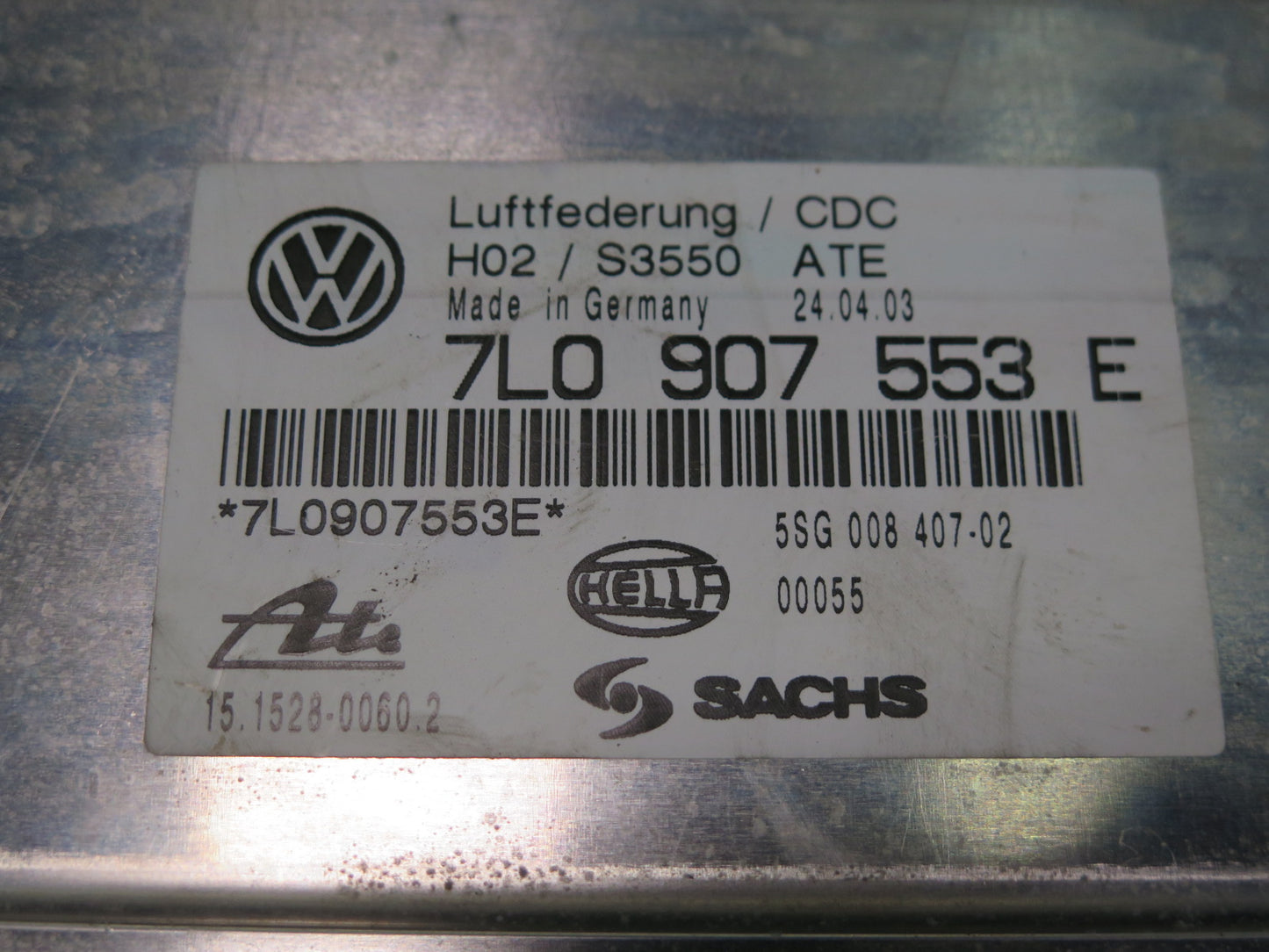 2004 Porsche Cayenne 955 Air Suspension Leveling Control Module 7L0907553E