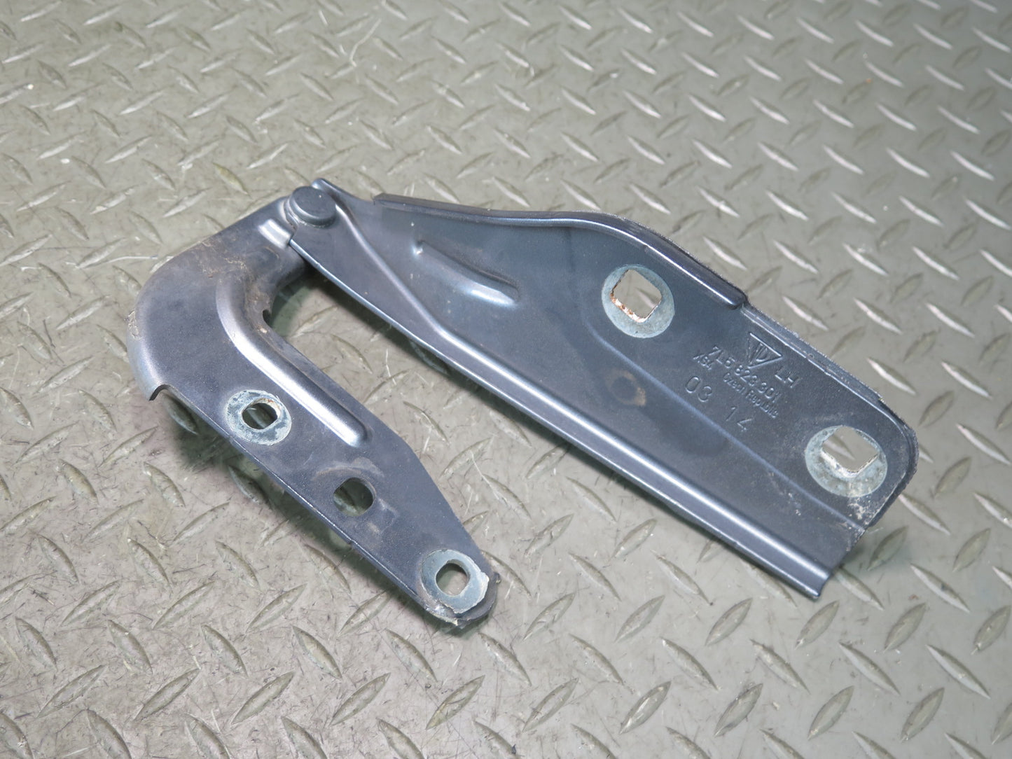 2003-2010 Porsche Cayenne 955 Front Left & Right Hood Hinge Set of 2