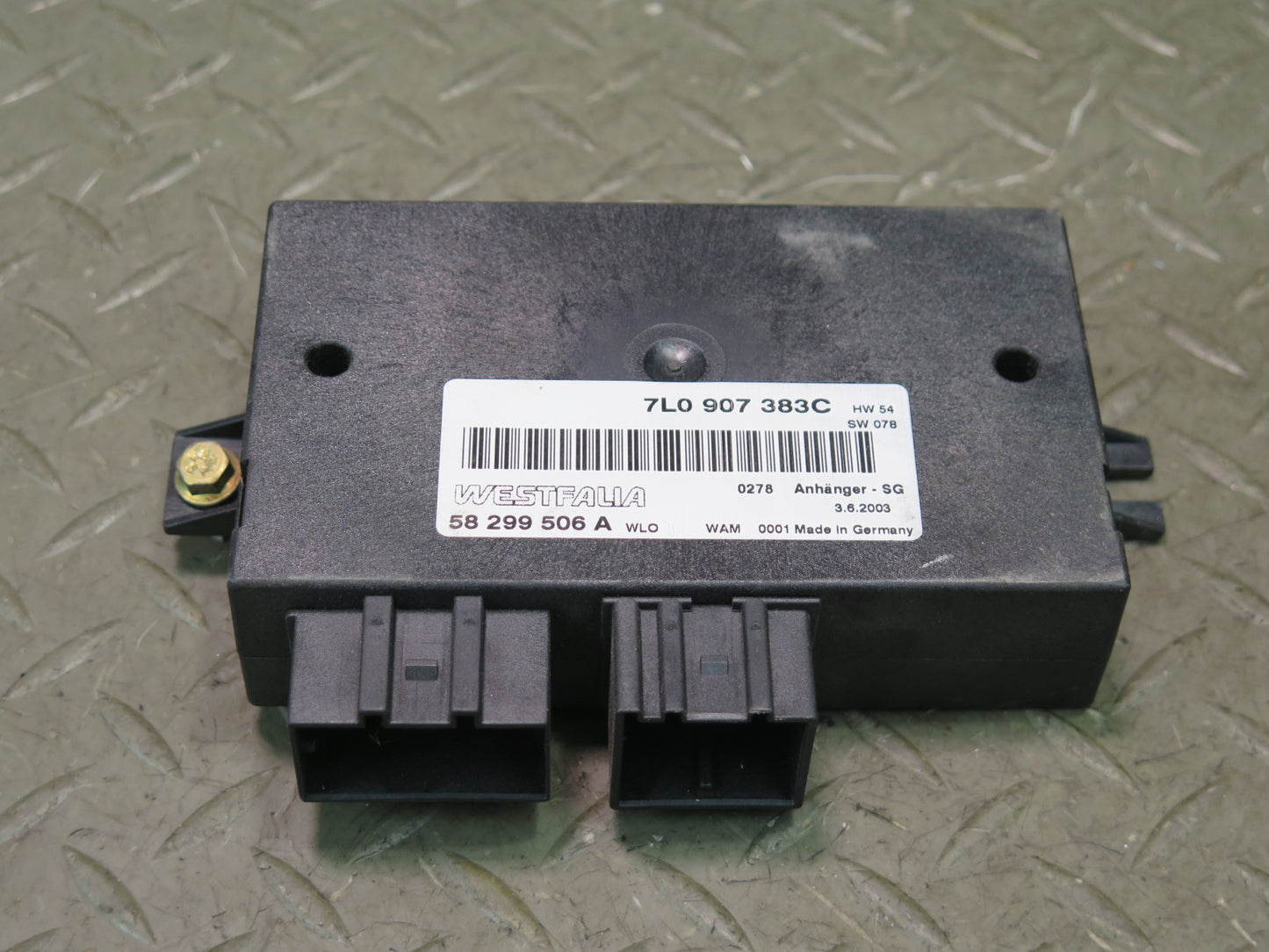 2003-2010 Porsche Cayenne 955 Trailer TOW Towing Control Module 7L0907383C