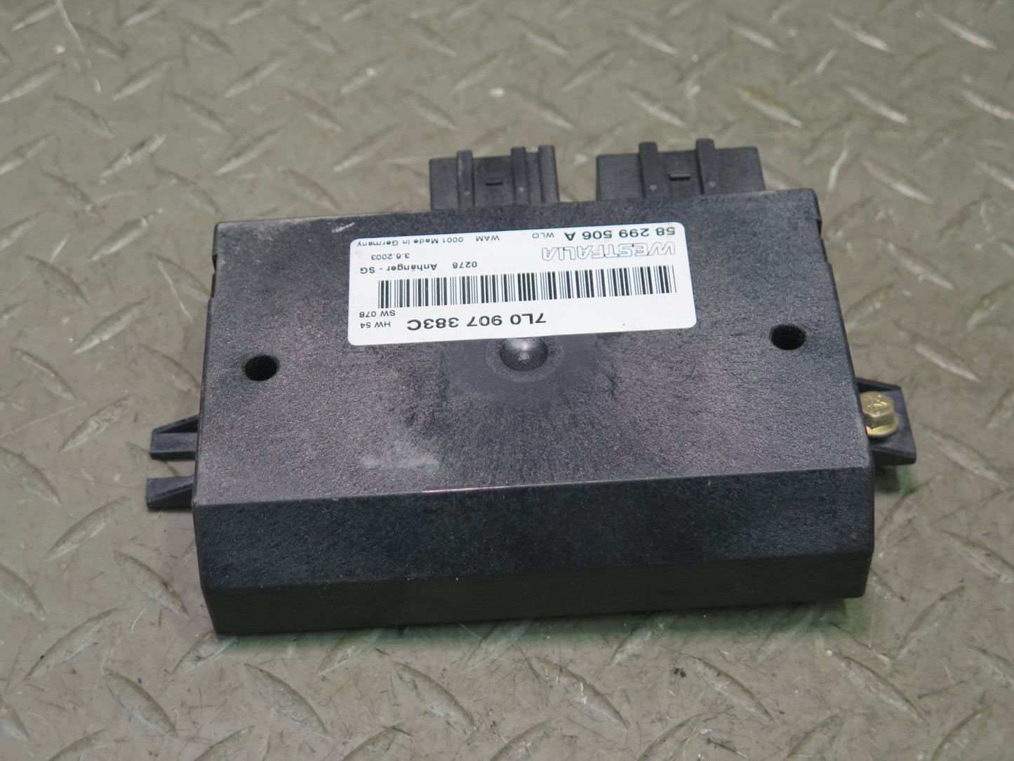 2003-2010 Porsche Cayenne 955 Trailer TOW Towing Control Module 7L0907383C