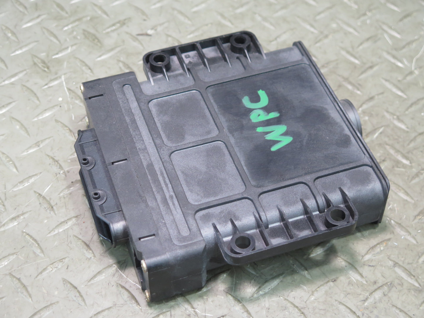 2004 Porsche Cayenne 955 Turbo Transmission Control Module 09D927750AK OEM