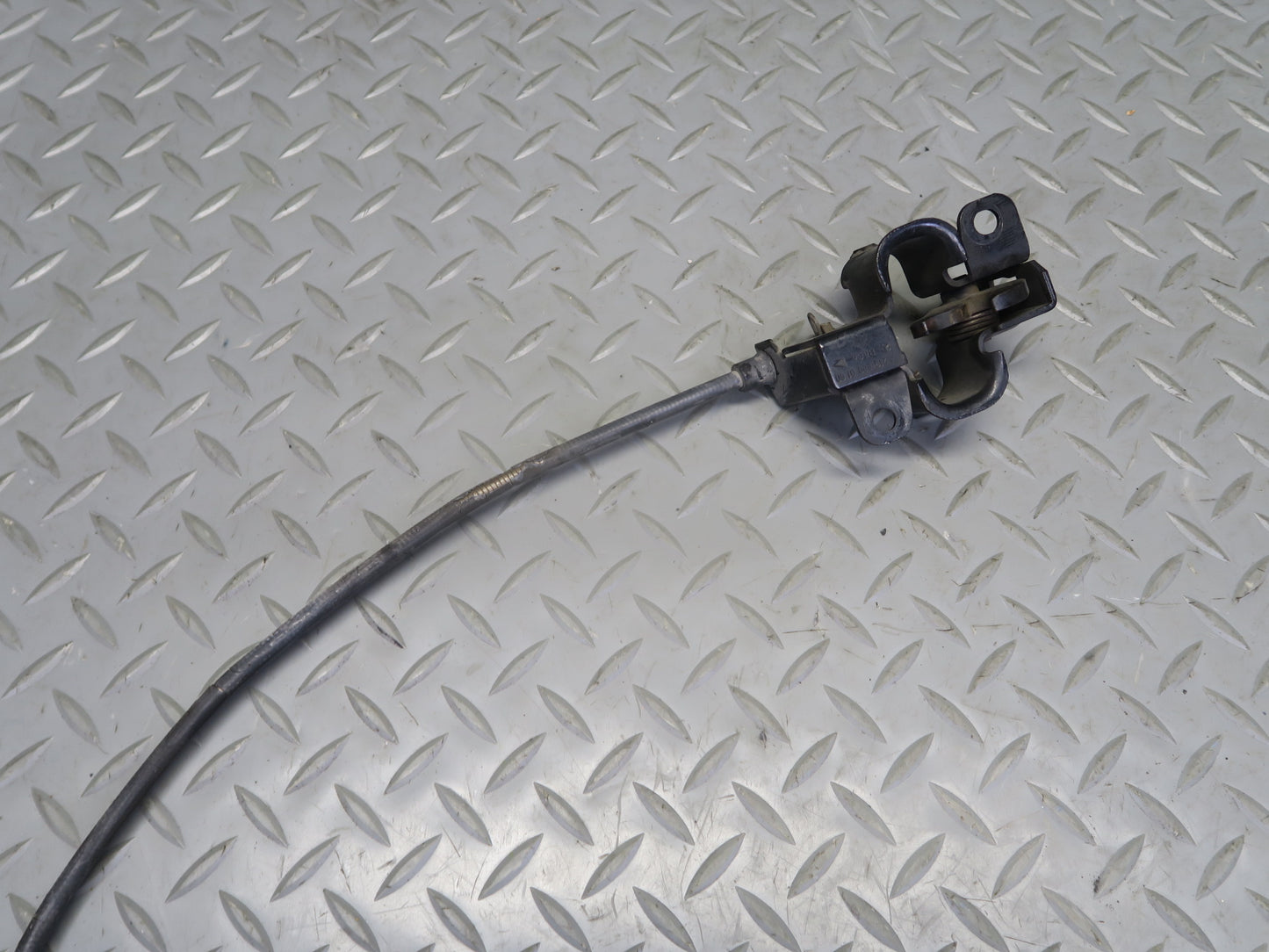 06-11 Mercedes W164 Ml-class Front Left & Right Hood Lock Latch w Cable Set OEM