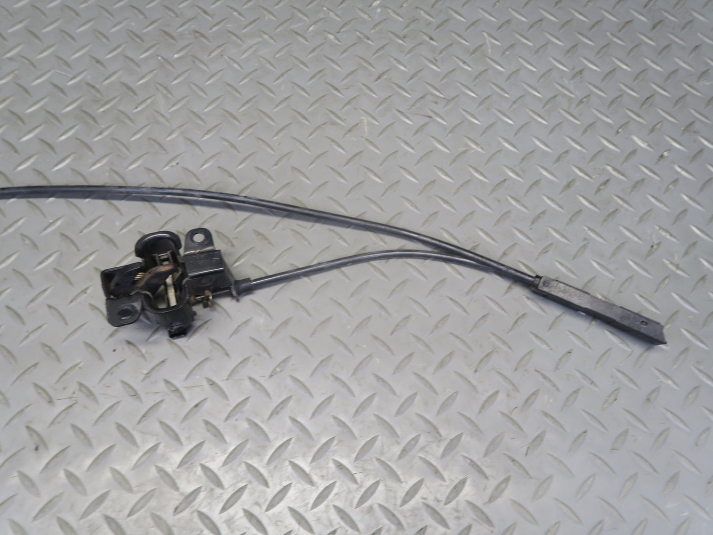 06-11 Mercedes W164 Ml-class Front Left & Right Hood Lock Latch w Cable Set OEM