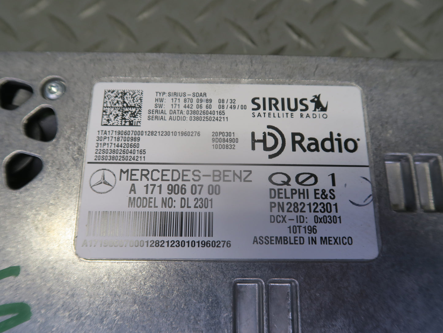 09-11 Mercedes W164 ML350 ML500 Satellite Radio Receiver Module 1719060700 OEM