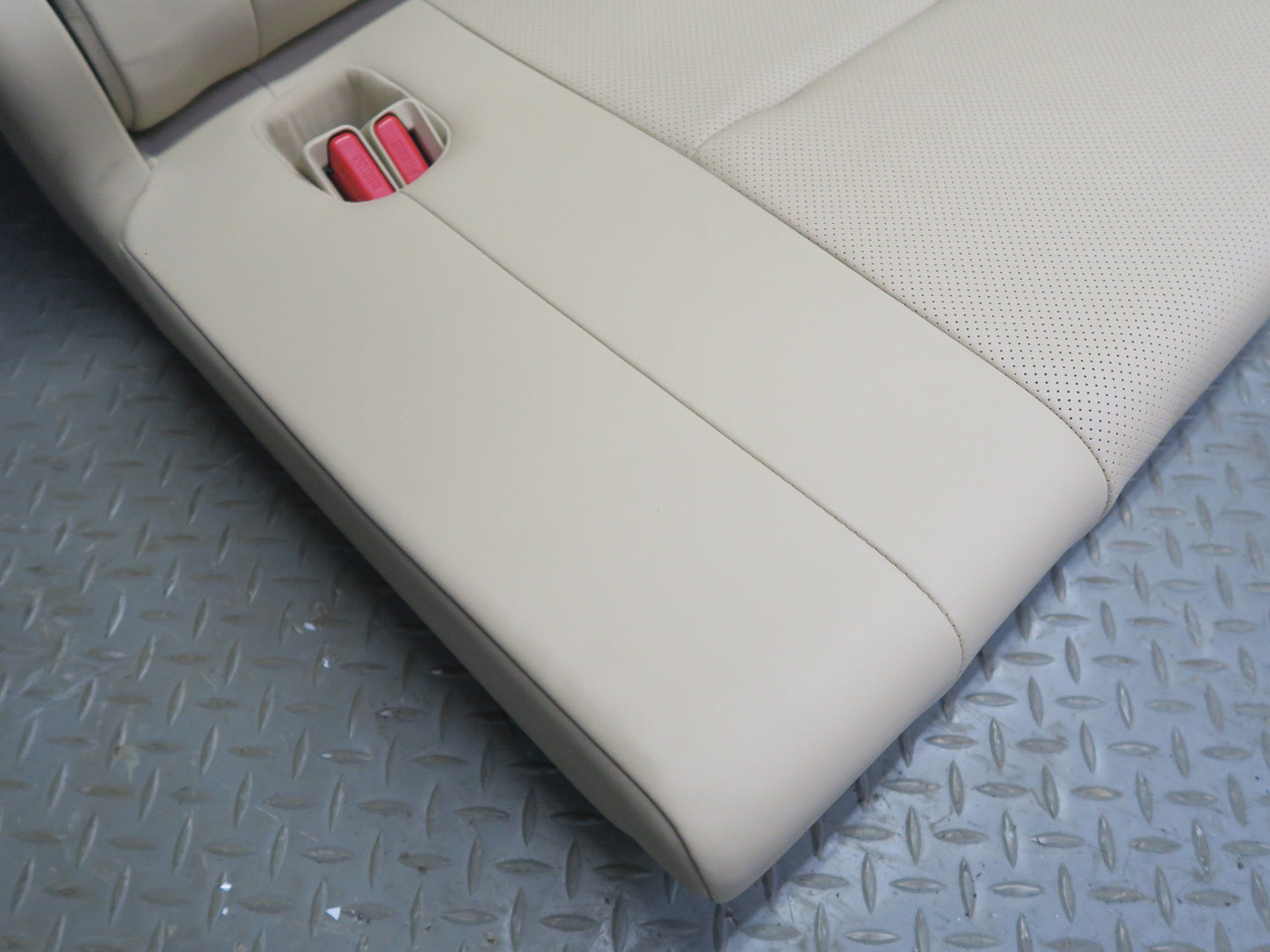 2008-2010 Lexus URJ201L LX570 Rear Third 3RD ROW Left Side Leather Seat