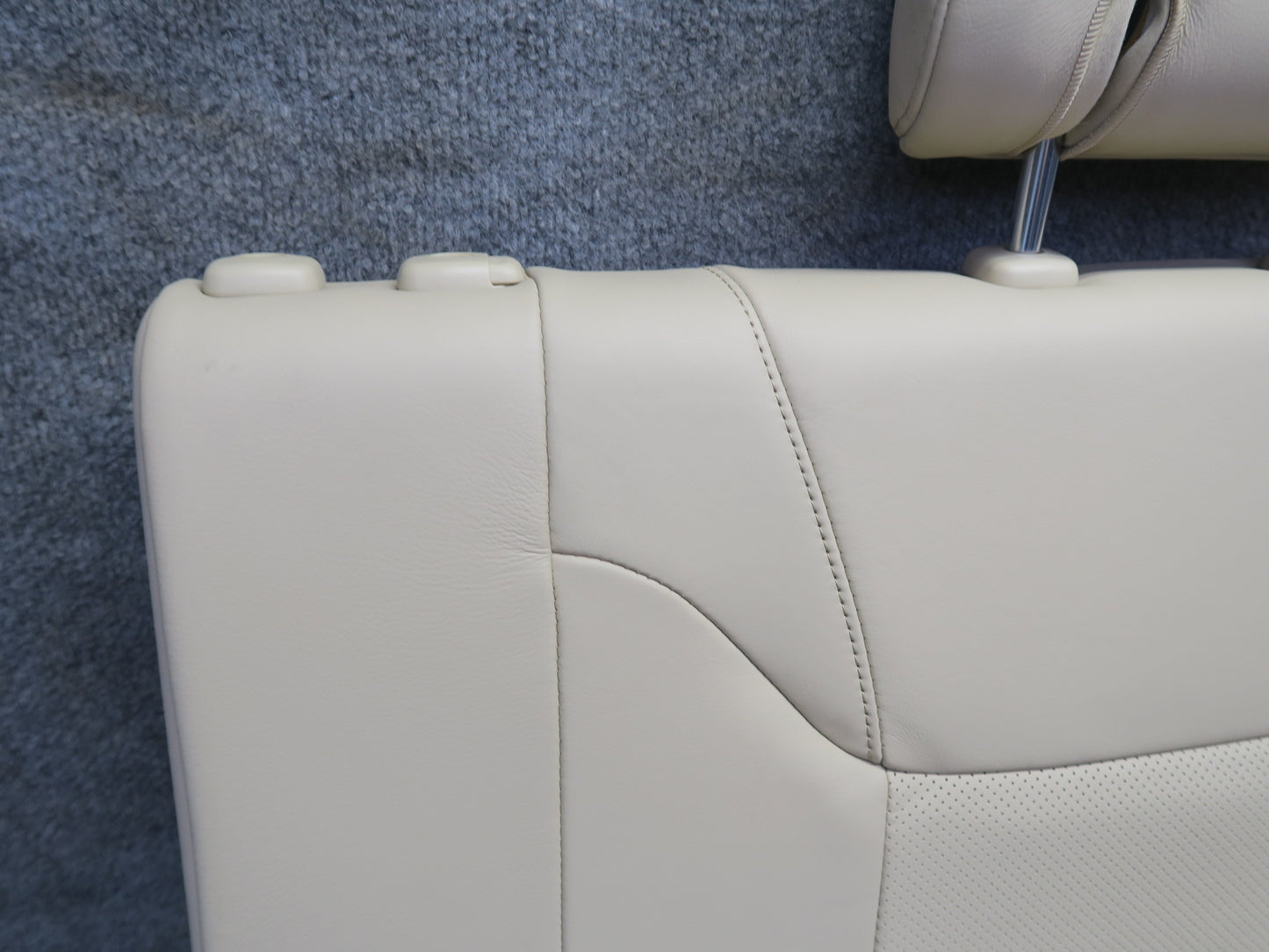 2008-2010 Lexus URJ201L LX570 Rear Third 3RD ROW Left Side Leather Seat