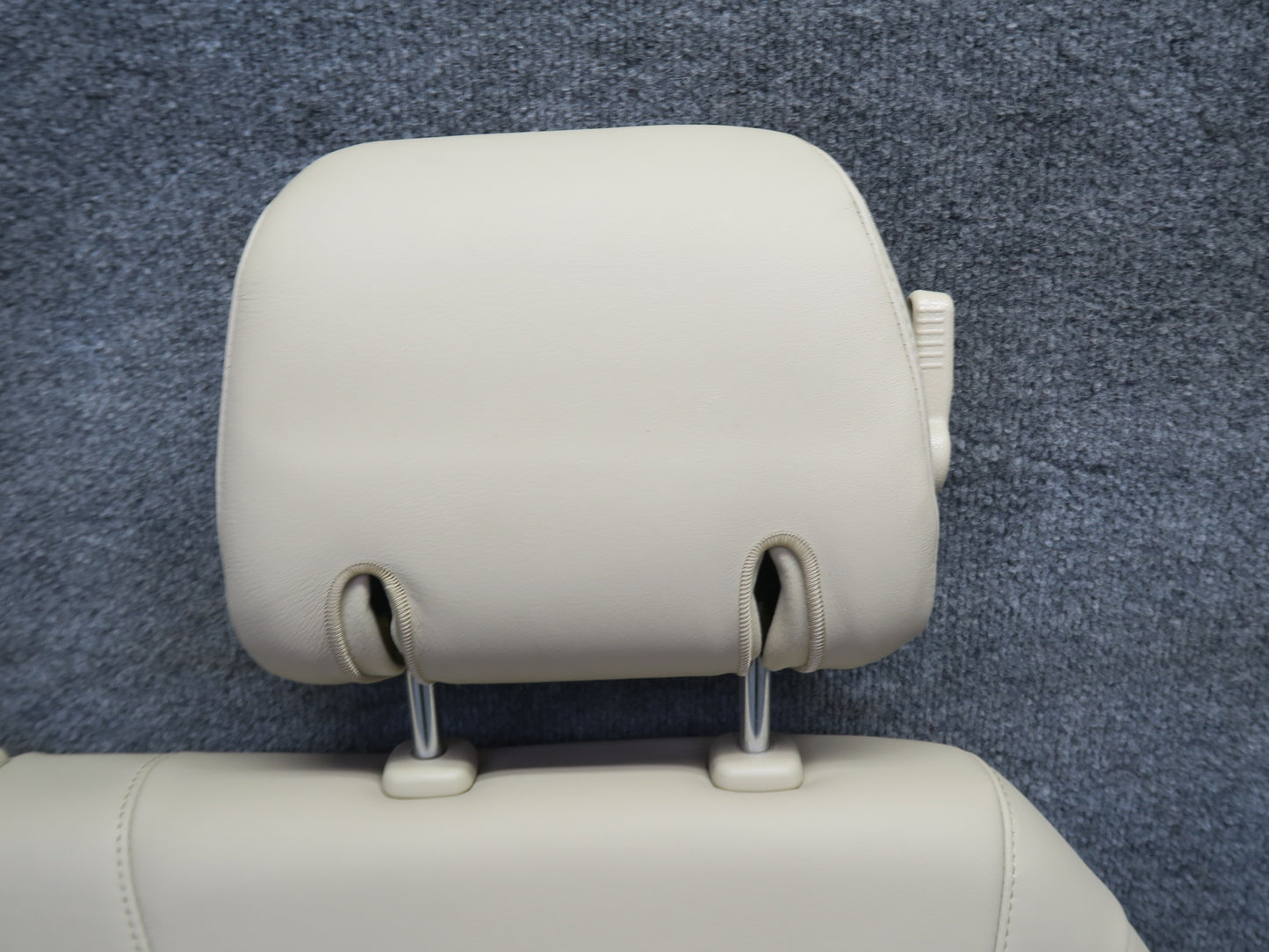 2008-2010 Lexus URJ201L LX570 Rear Third 3RD ROW Left Side Leather Seat