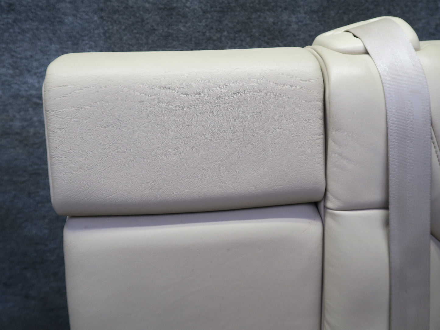 2008-2010 Lexus URJ201L LX570 Rear Second 2ND ROW Left Side Leather Seat