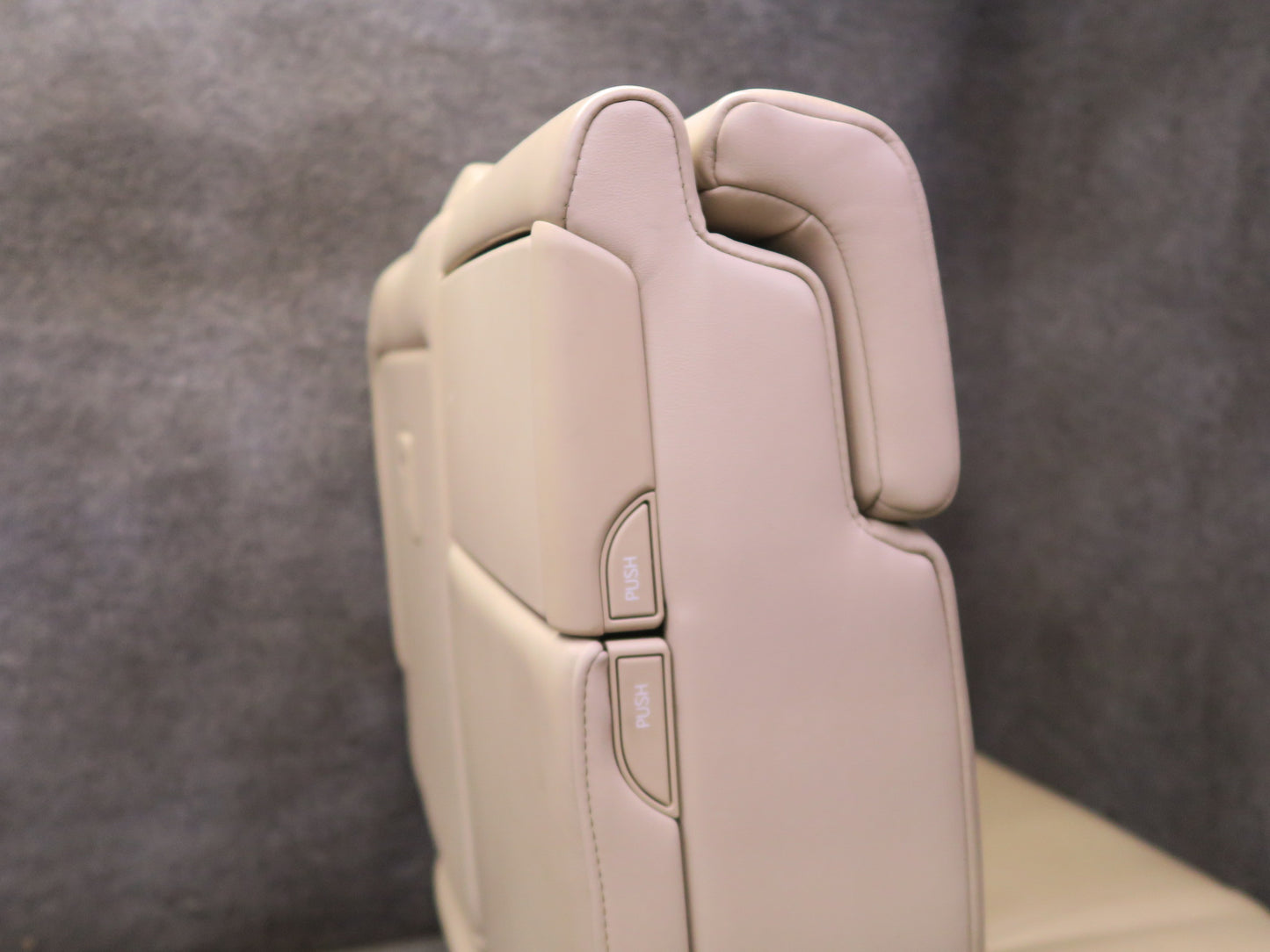 2008-2010 Lexus URJ201L LX570 Rear Second 2ND ROW Left Side Leather Seat