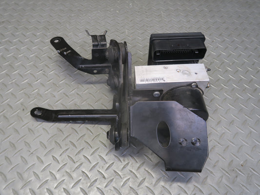 10-11 Mercedes W164 ML350 AWD ABS Anti Lock Brake Pump Module w Mount OEM