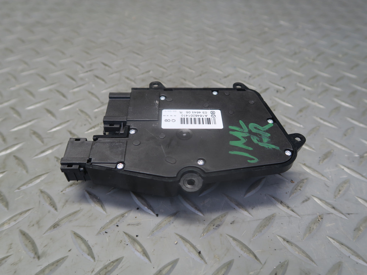 06-11 Mercedes W164 ML350 ML500 Front Right Seat Adjustment Control Switch OEM