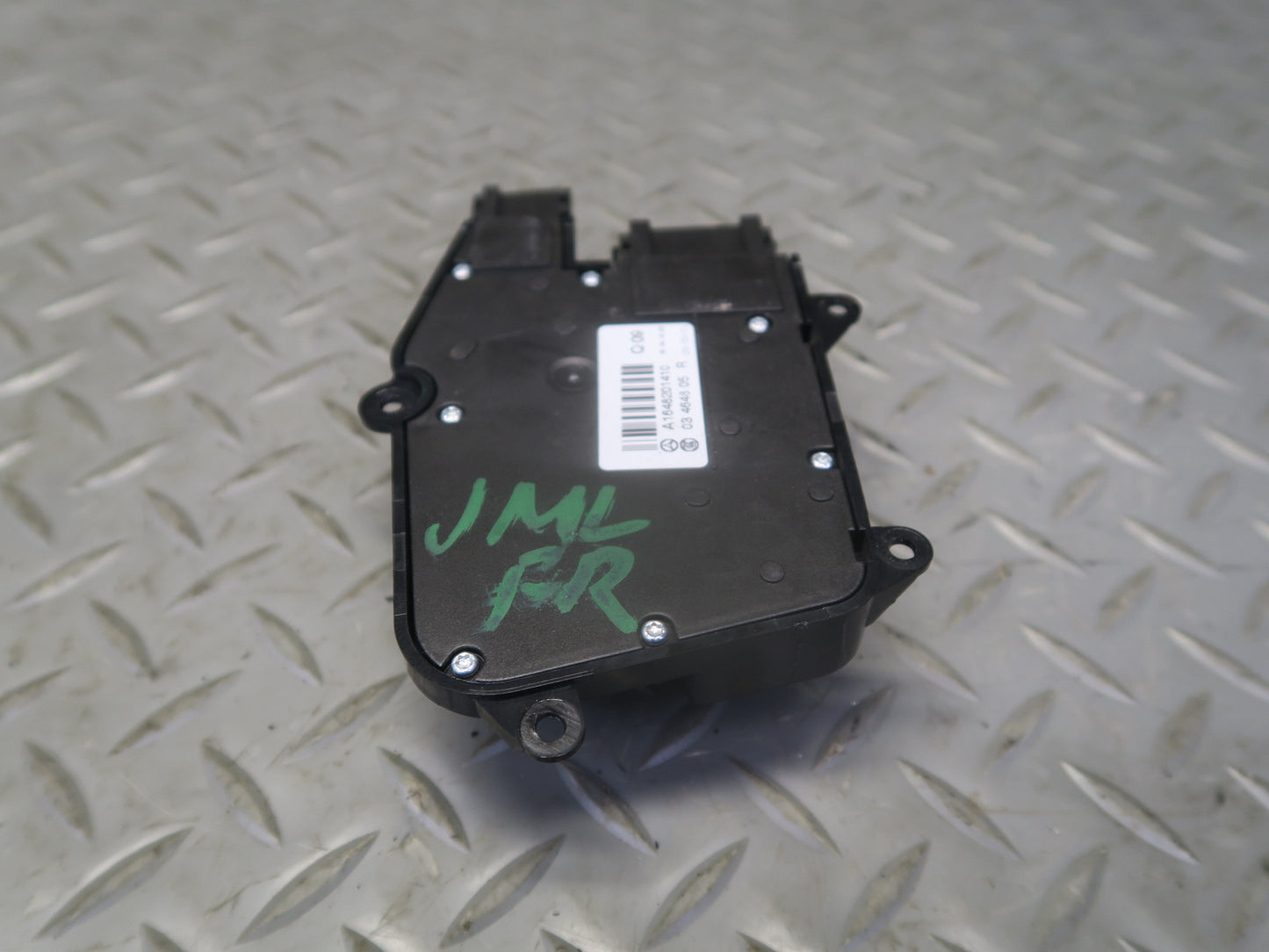 06-11 Mercedes W164 ML350 ML500 Front Right Seat Adjustment Control Switch OEM