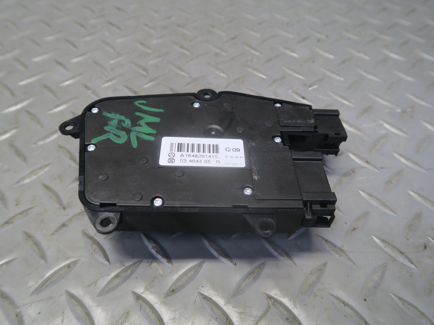 06-11 Mercedes W164 ML350 ML500 Front Right Seat Adjustment Control Switch OEM