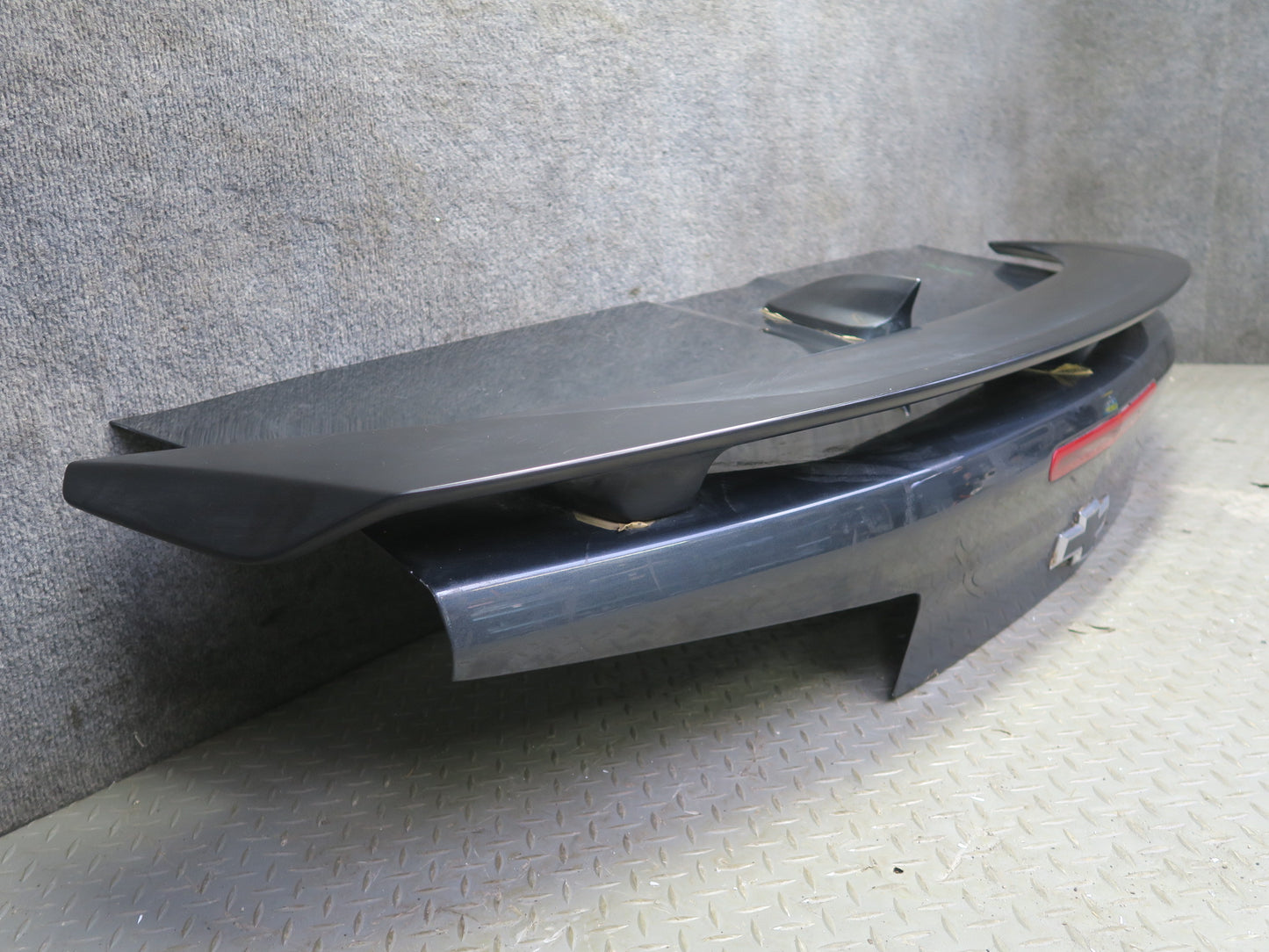 16-24 Chevrolet Camaro SS Conv Rear Trunk Deck Lid w Spoiler & Brake Light OEM