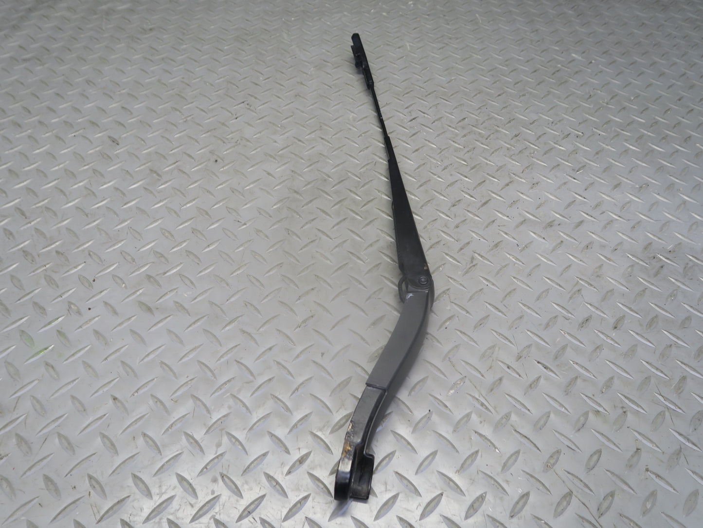 06-11 Mercedes W164 Ml-class Set of 2 Front Left Right Windshield Wiper Arm OEM