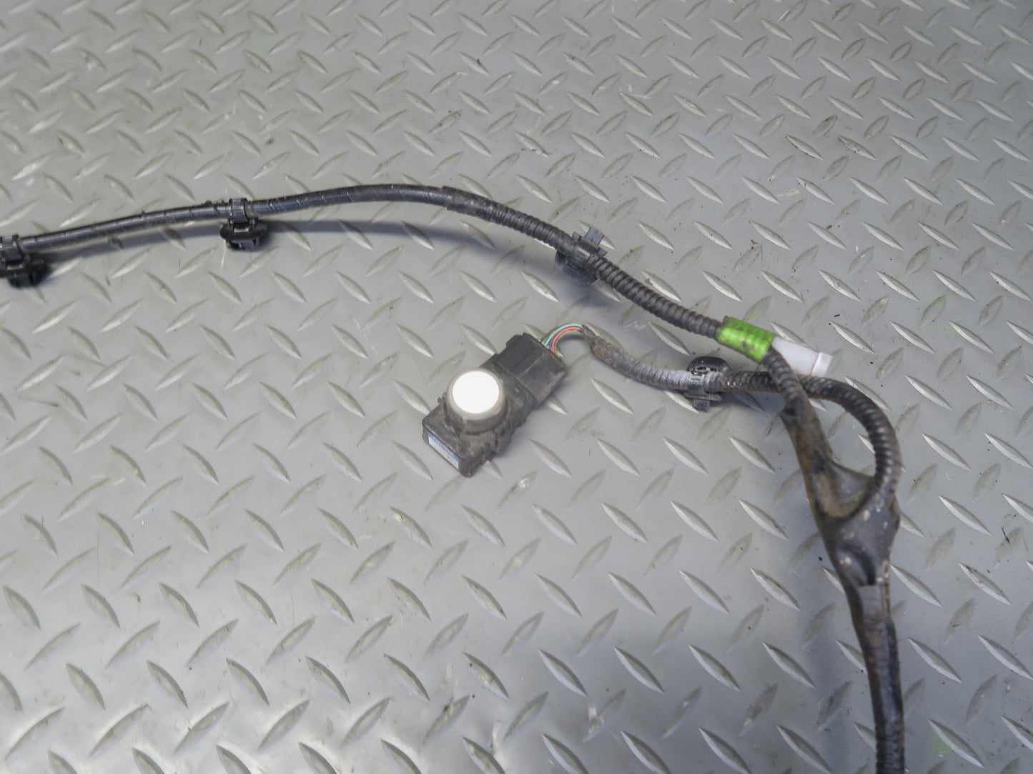 2008-2011 Lexus URJ201L LX570 Rear Bumper Wire Harness W/ Parking Sensors