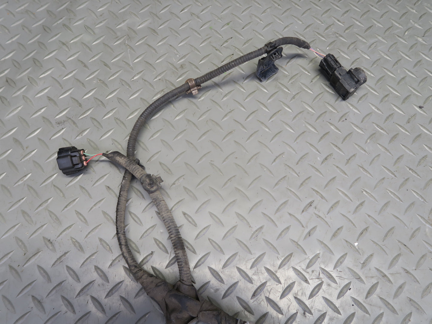 2008-2011 Lexus URJ201L LX570 Rear Bumper Wire Harness W/ Parking Sensors