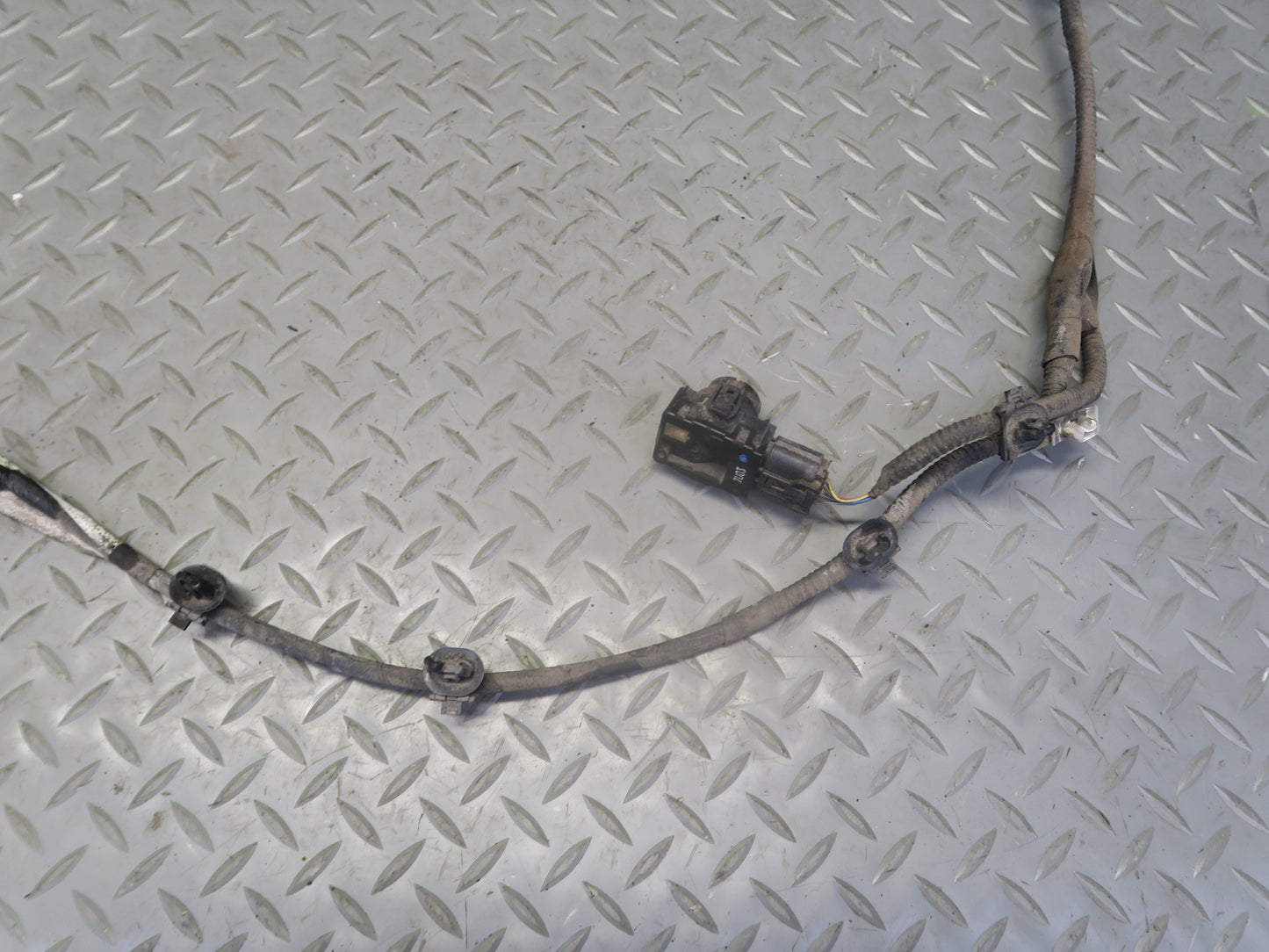 2008-2011 Lexus URJ201L LX570 Rear Bumper Wire Harness W/ Parking Sensors