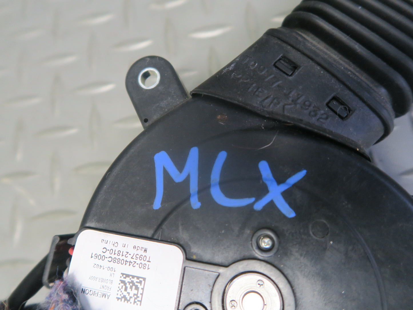 2008-2015 Lexus URJ201L Front Left Driver Side Seat Climate Blower Assembly