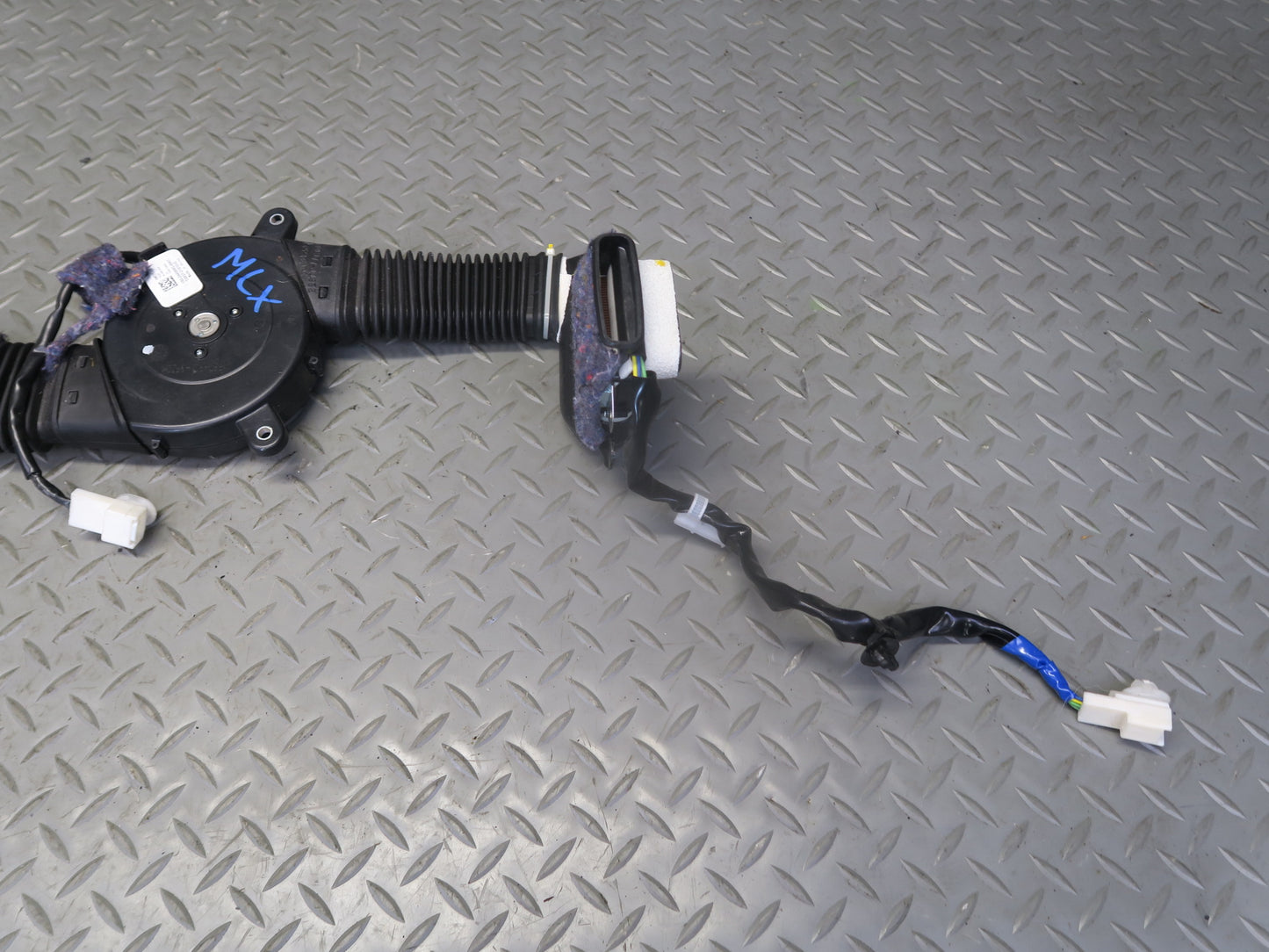 2008-2015 Lexus URJ201L Front Left Driver Side Seat Climate Blower Assembly