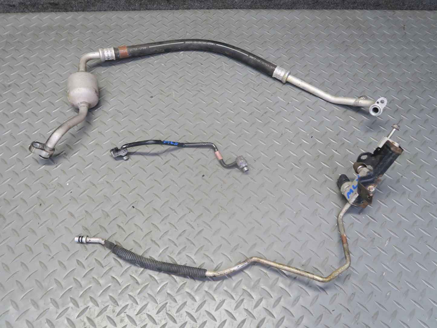 2008-2011 Lexus URJ201L LX570 A/C Air Condition Hose Pipe Line Set