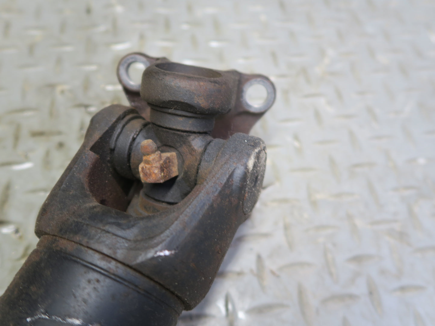 2008-2015 Lexus URJ201L LX570 4WD Front Drive Shaft Driveshaft Propeller