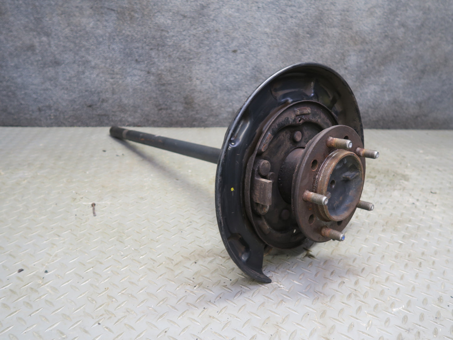 2008-2015 Lexus URJ201L LX570 4WD Rear Right Pass Side CV Axle Shaft Wheel Hub