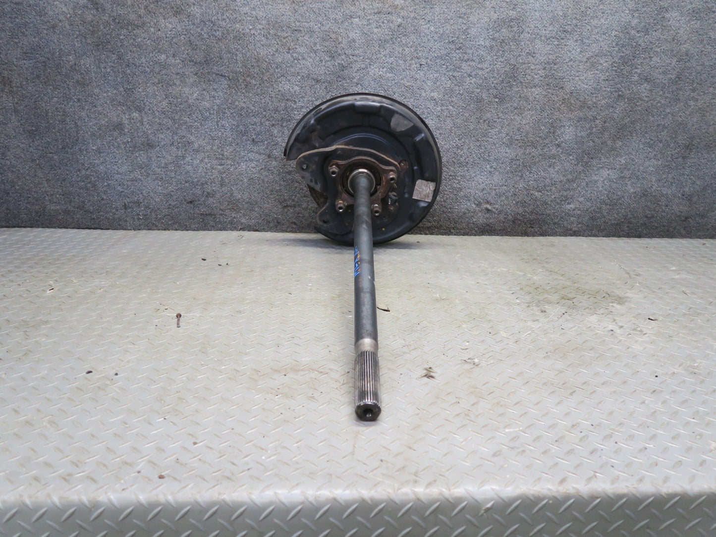 2008-2015 Lexus URJ201L LX570 4WD Rear Right Pass Side CV Axle Shaft Wheel Hub