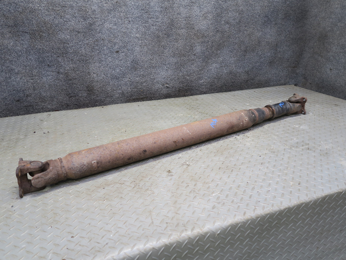 2008-2015 Lexus URJ201L LX570 4WD Rear Drive Shaft Driveshaft Propeller
