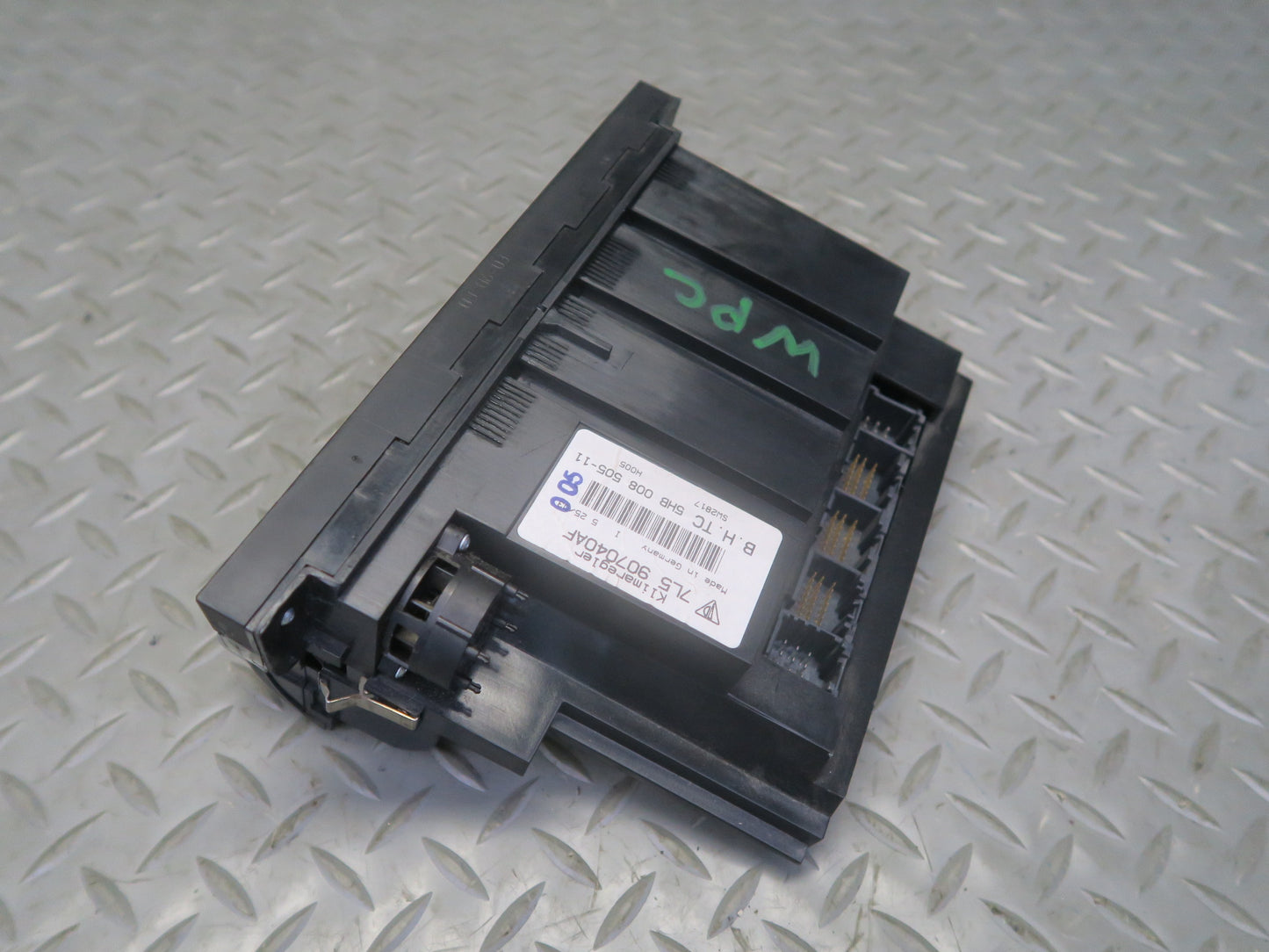 2003-2006 Porsche Cayenne 955 A/C Heater Climate Control Switch 7L5907040AF