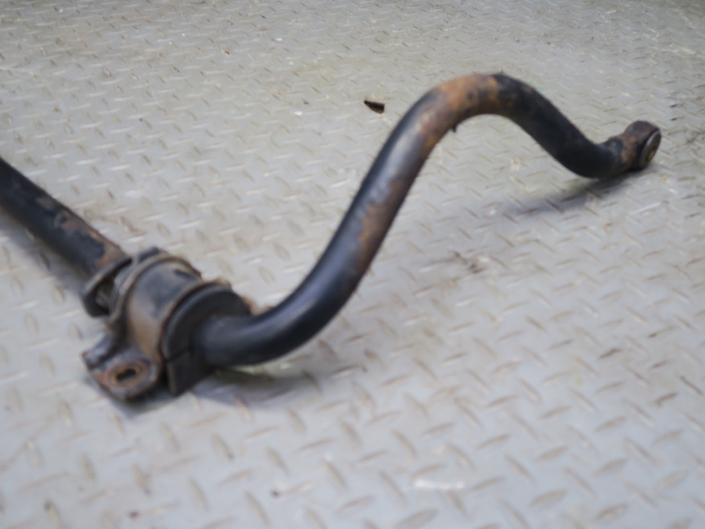 2008-2015 Lexus URJ201L LX570 Rear Suspension Anti Roll Stabilizer Sway Bar