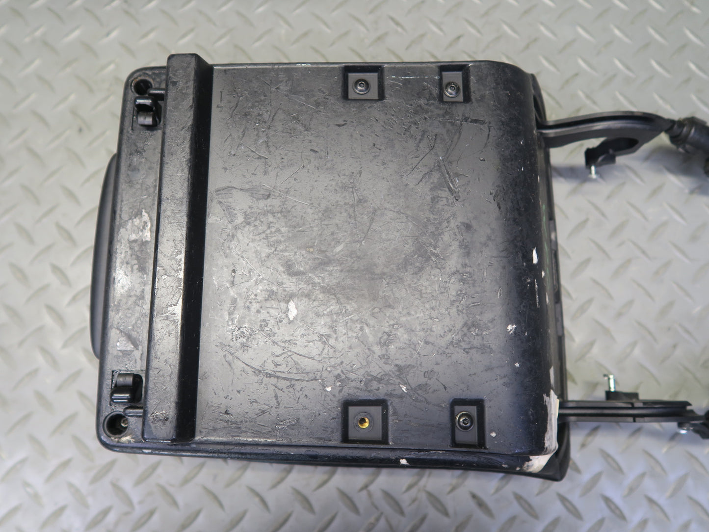2003-2010 Porsche Cayenne 955 Center Console Leather Armrest Lid