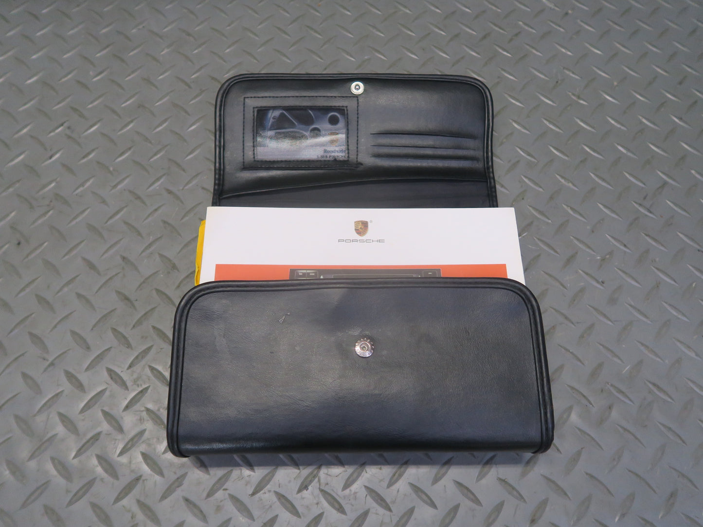 2004 Porsche Cayenne 955 User Owner Operator Guide Manual Book Set Case