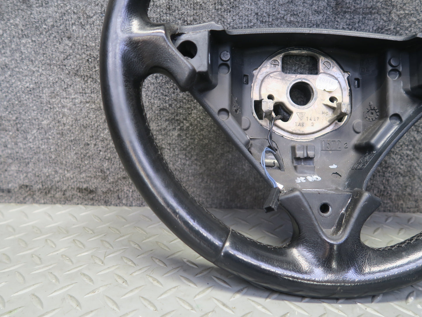 2003-2006 Porsche Cayenne 955 Leather Steering Wheel 7L5419091K
