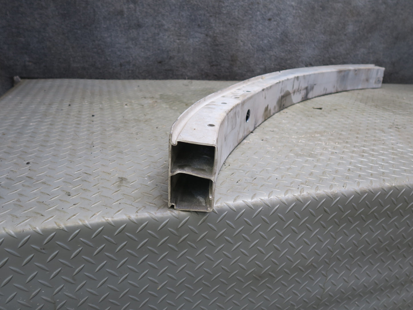 06-11 Mercedes W164 Ml-class Front Bumper Reinforcement Impact Bar OEM
