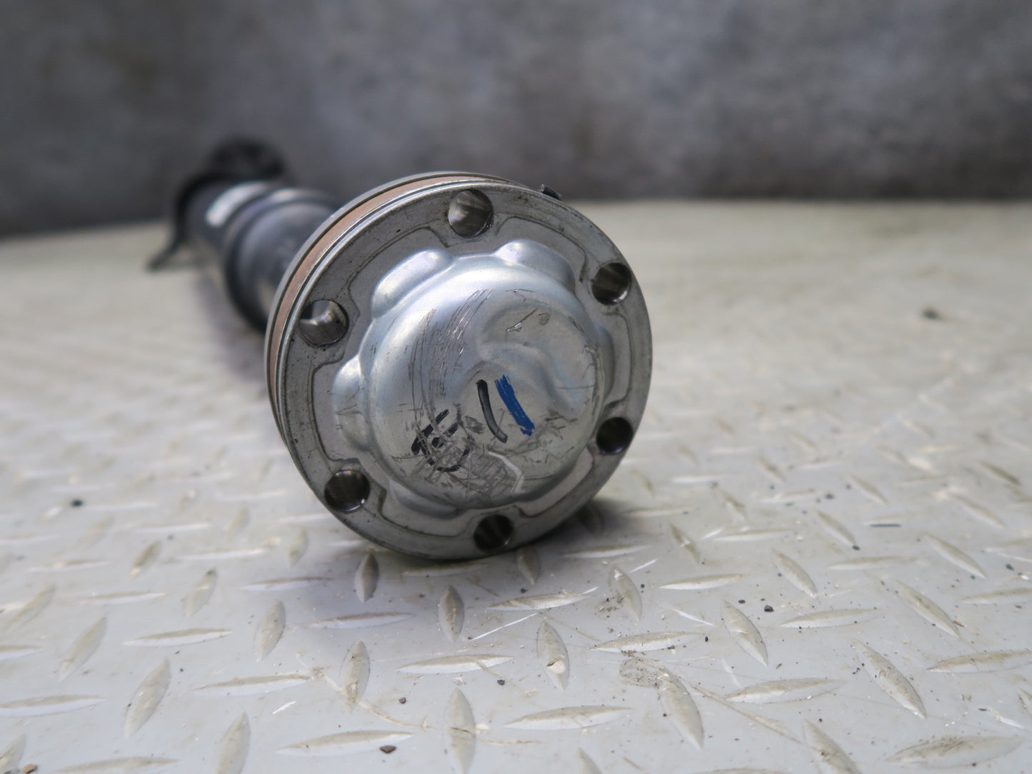 10-11 Mercedes W164 ML350 3.0L AWD Diesel Rear Drive Shaft Driveshaft OEM