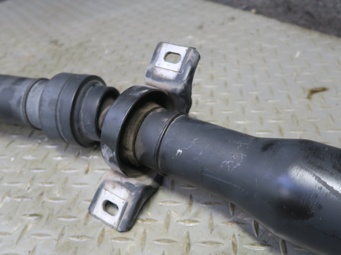 10-11 Mercedes W164 ML350 3.0L AWD Diesel Rear Drive Shaft Driveshaft OEM