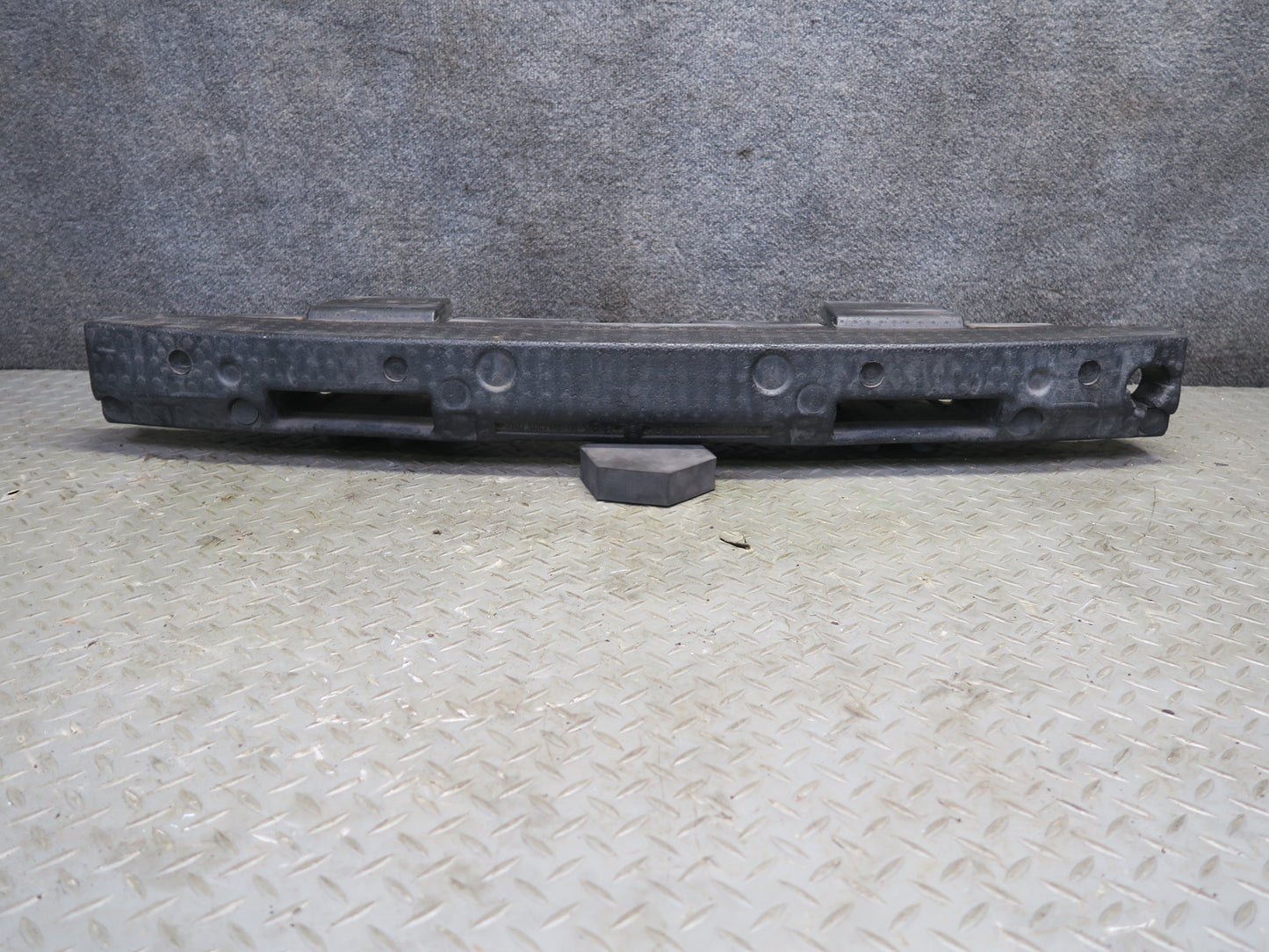 06-11 Mercedes W164 ML320 ML350 ML500 Rear Bumper Foam Absorber OEM