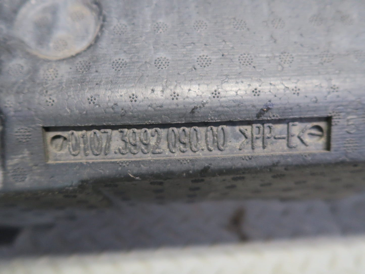 06-11 Mercedes W164 ML320 ML350 ML500 Rear Bumper Foam Absorber OEM