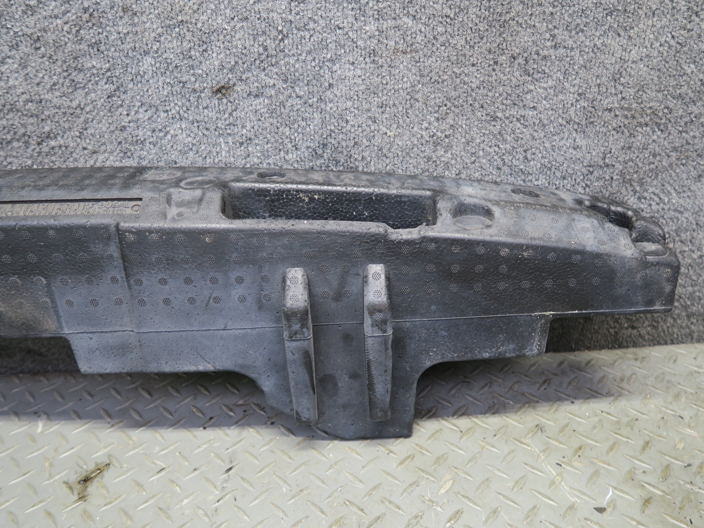 06-11 Mercedes W164 ML320 ML350 ML500 Rear Bumper Foam Absorber OEM