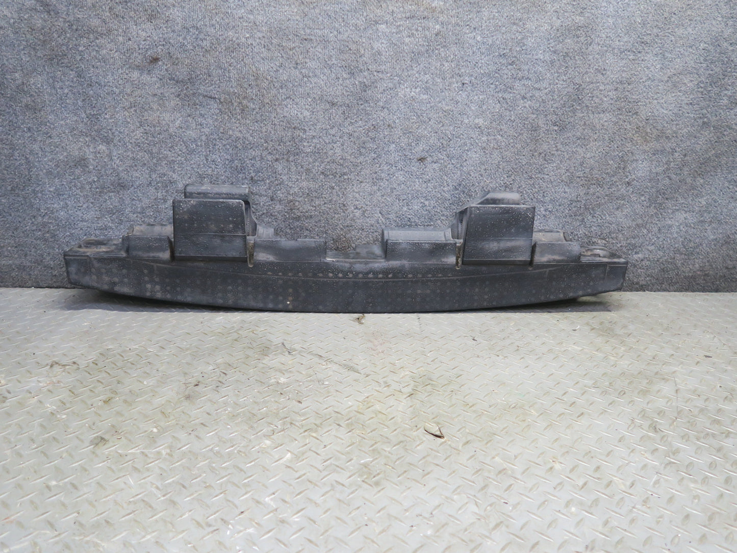 06-11 Mercedes W164 ML320 ML350 ML500 Rear Bumper Foam Absorber OEM