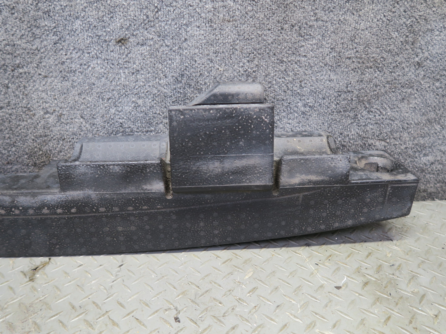 06-11 Mercedes W164 ML320 ML350 ML500 Rear Bumper Foam Absorber OEM