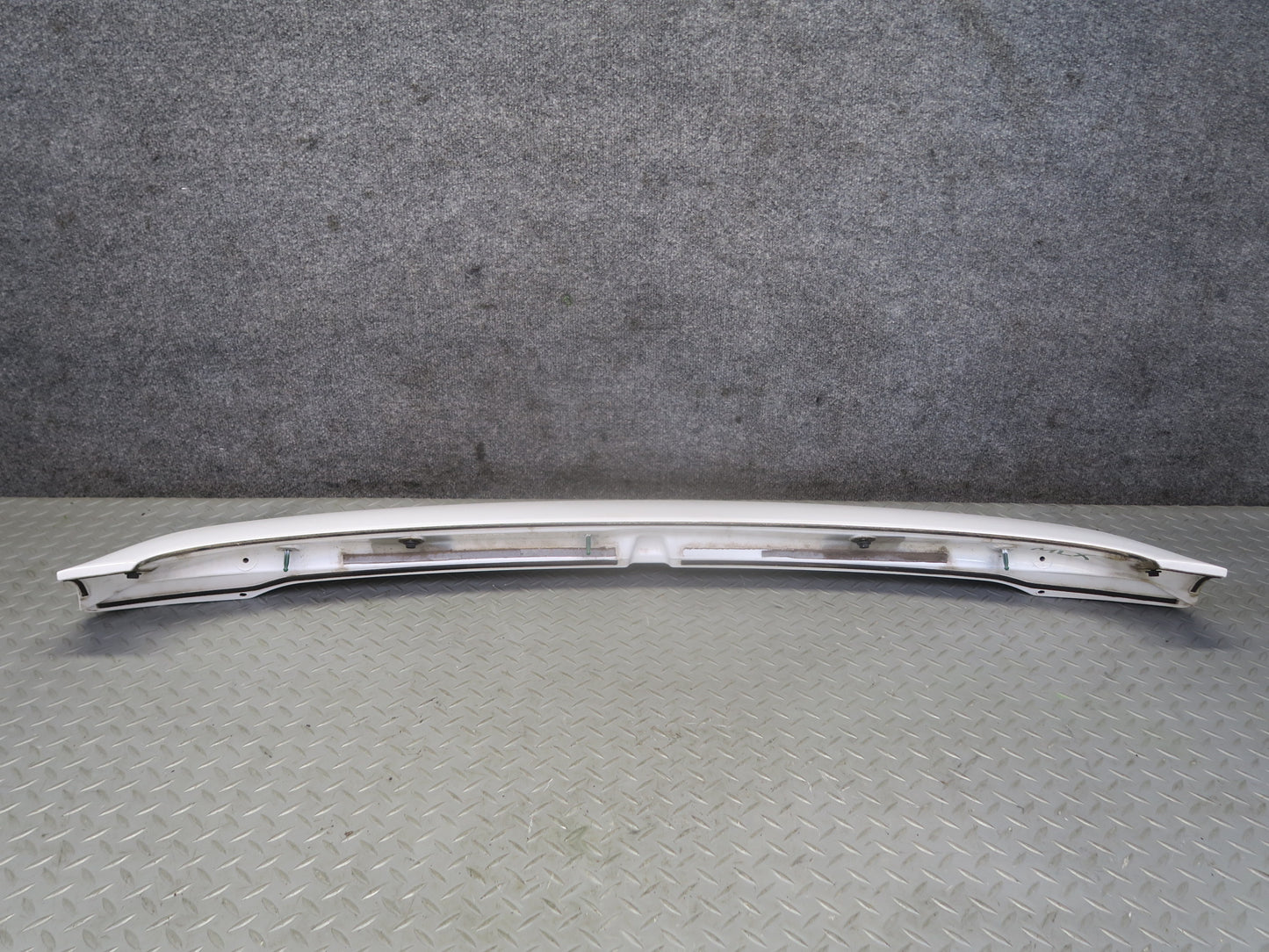2008-2015 Lexus URJ201L LX570 Rear Trunk Lid Mounted Spoiler Wing