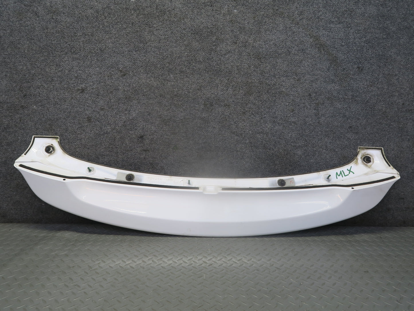 2008-2015 Lexus URJ201L LX570 Rear Trunk Lid Mounted Spoiler Wing