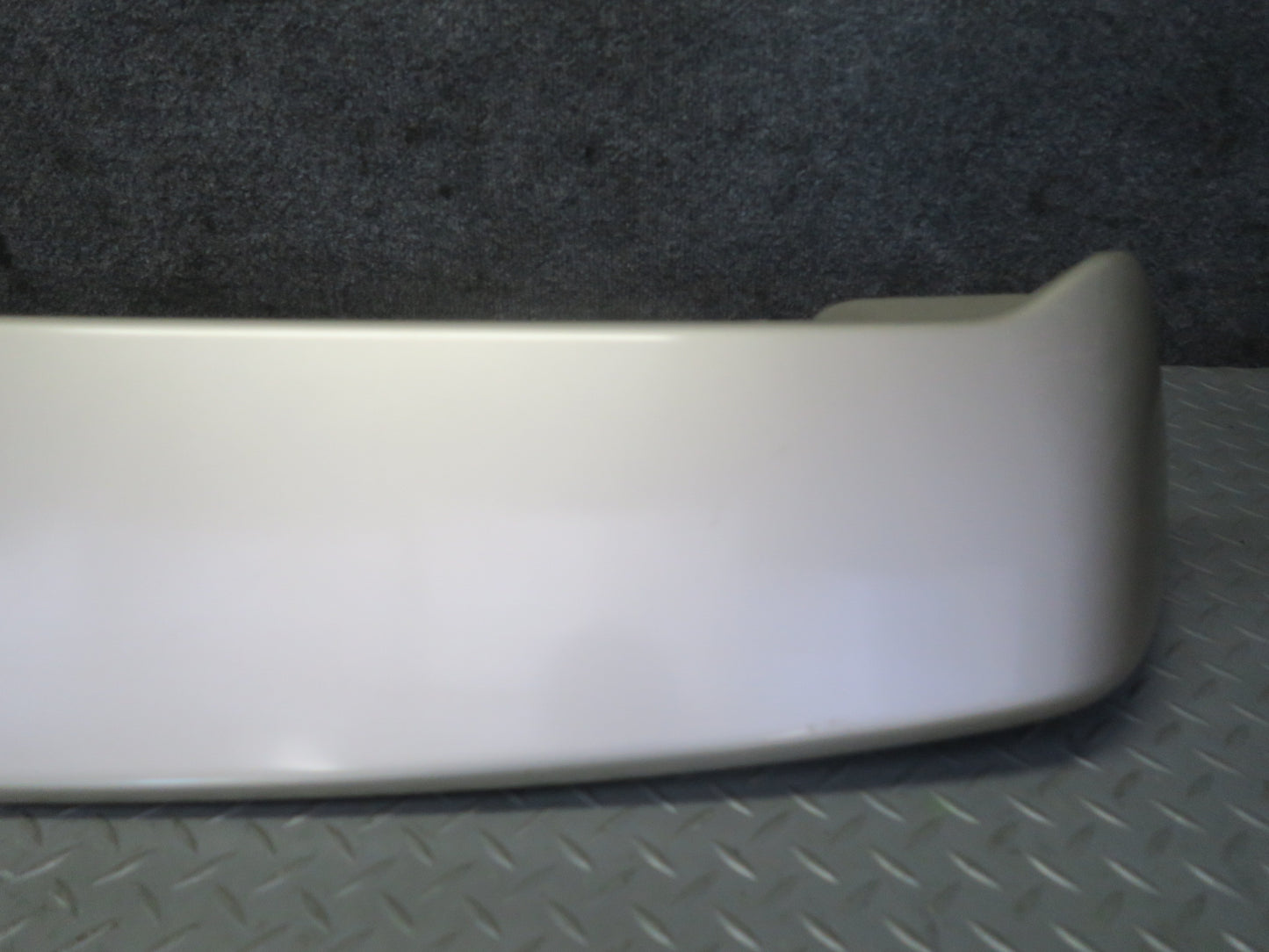 2003-2009 Lexus UZJ120L GX470 Rear Trunk Spoiler Wing w Brake Light Savannah
