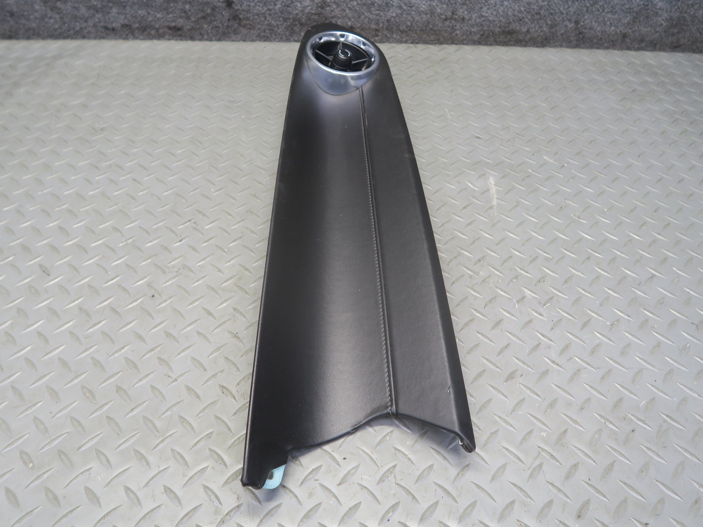 16-24 Chevrolet Camaro Dash Right Trim Bezel Cover Panel JET Black 84124221 OEM