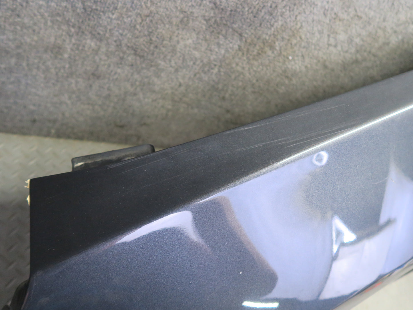 16-24 Chevrolet Camaro SS Front Left Fender Shell Panel Cover Nightfall Gray OEM