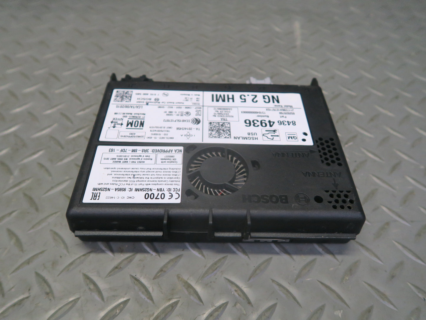 16-18 Chevrolet Camaro SS Multimedia Interface Control Module 84364936 OEM