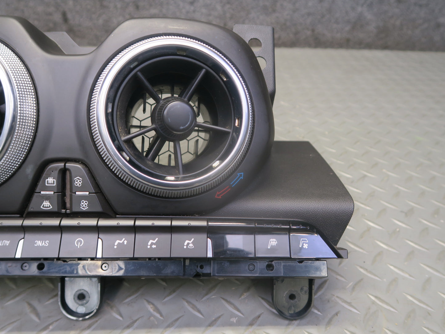 16-24 Chevrolet Camaro SS A/C Heater Climate Control Switch Panel JET Black OEM